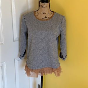 Anthropologie THML gray half sleeve top size M